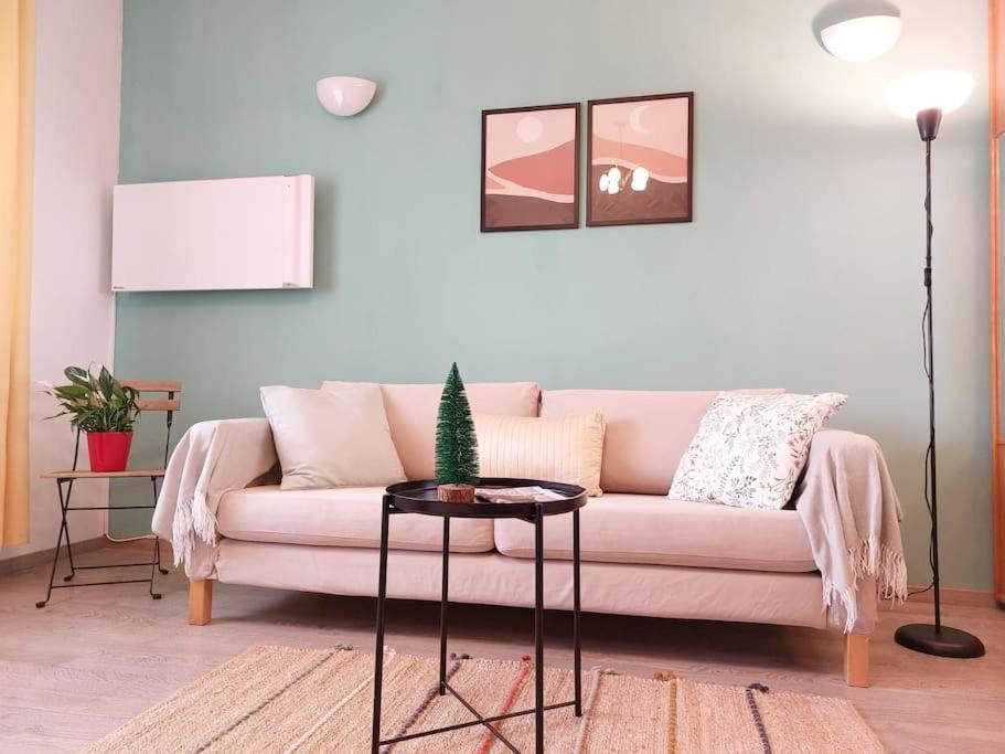 Sweet Dreams Suites Panoramic Studio Zodiac Dorobanti Букурещ Екстериор снимка